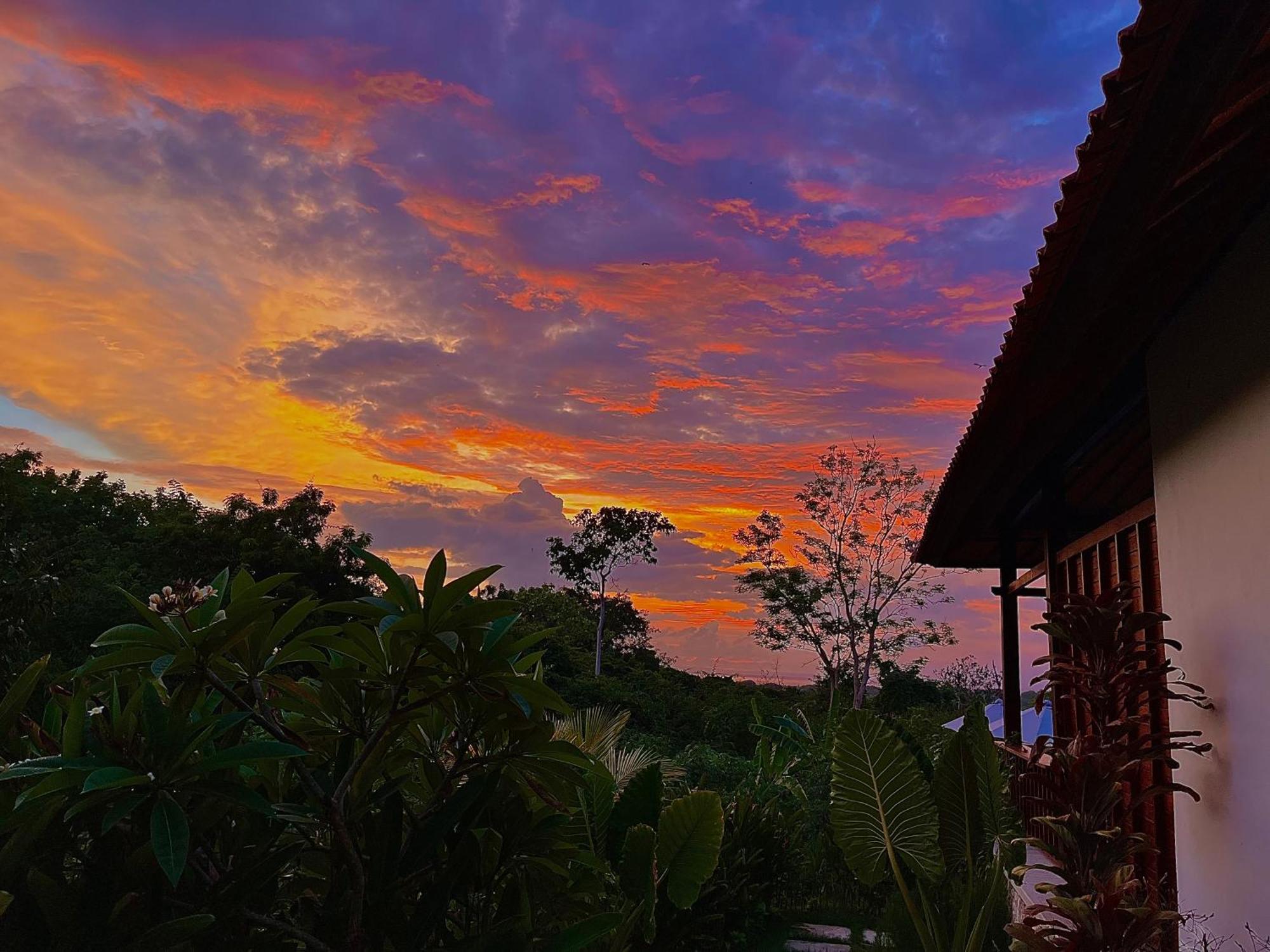 Sunset Hill Lembongan 호텔 외부 사진