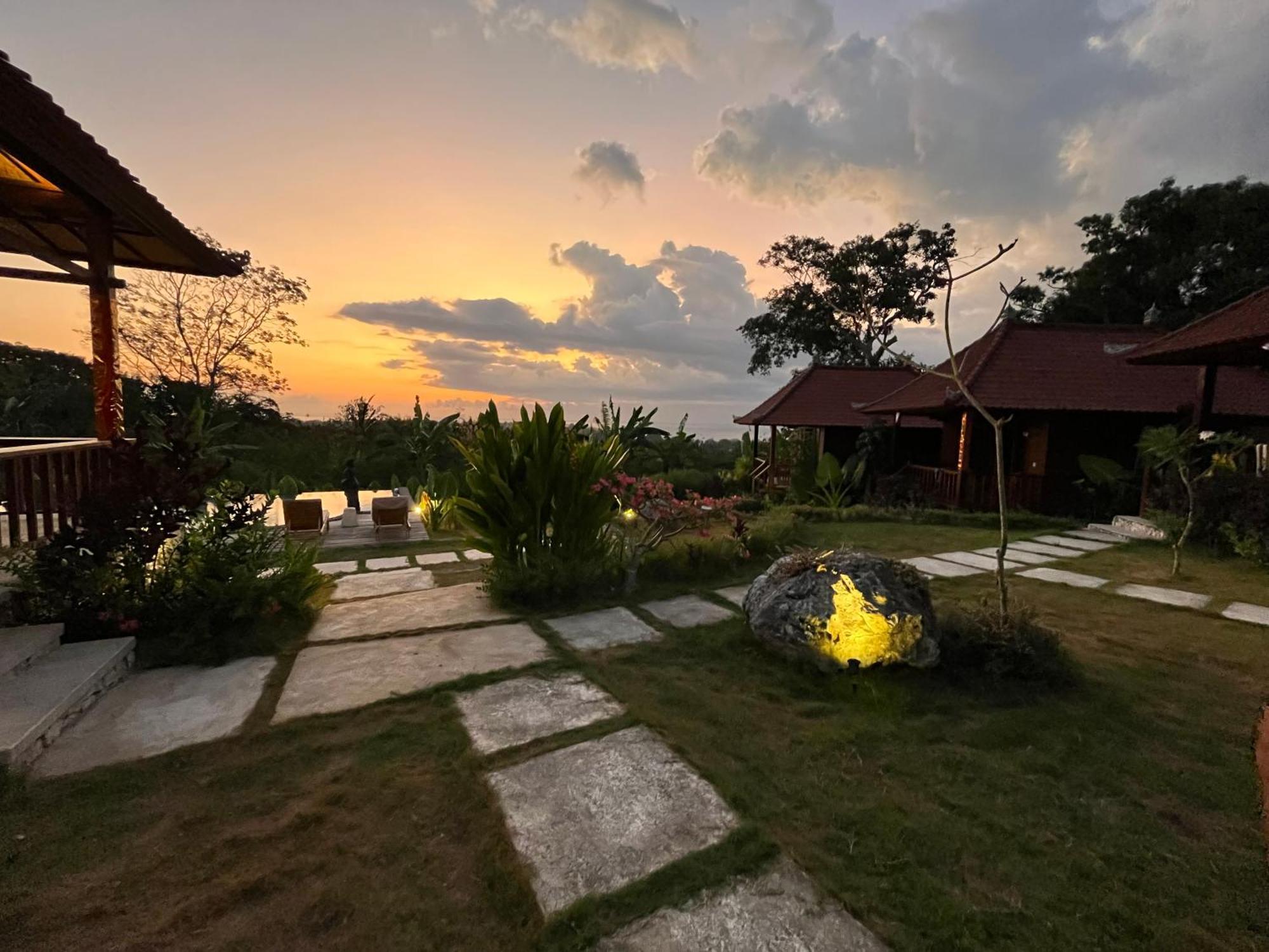 Sunset Hill Lembongan 호텔 외부 사진