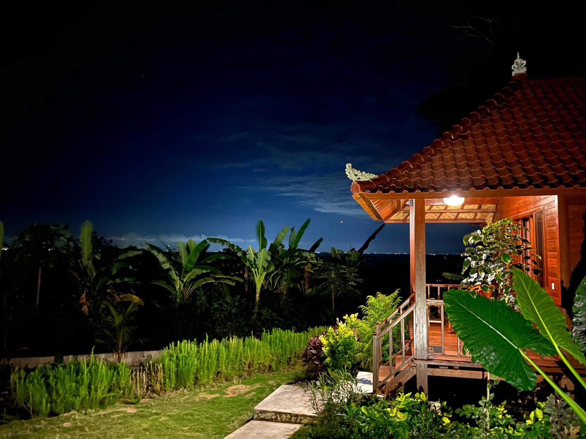 Sunset Hill Lembongan 호텔 외부 사진